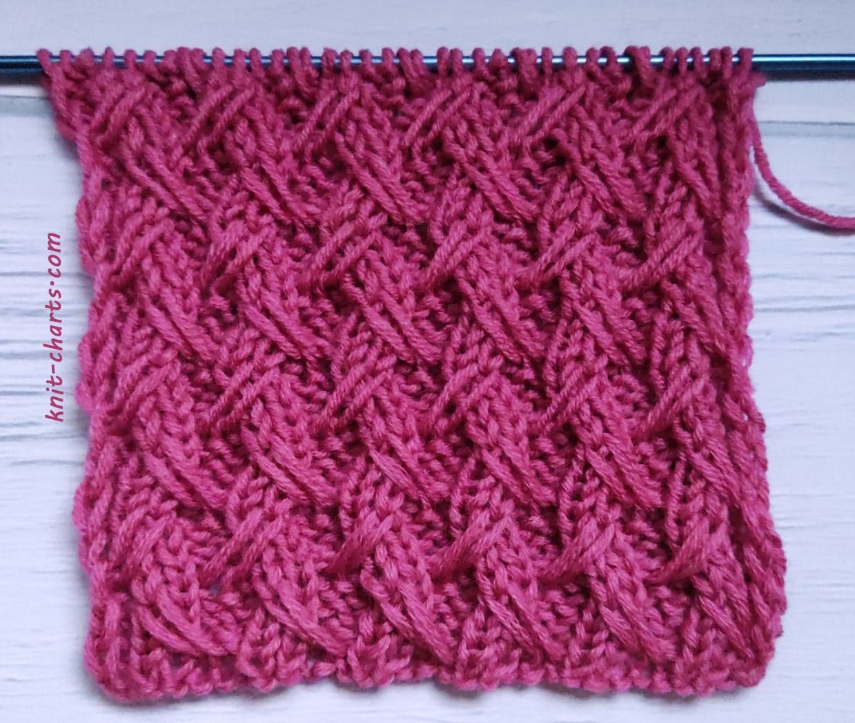 Free Knitting Patterns - Fancy Knitting Pattern with long loop
