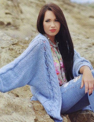 Oversize Cardigan with Leaf Pattern