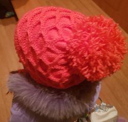 hat girl