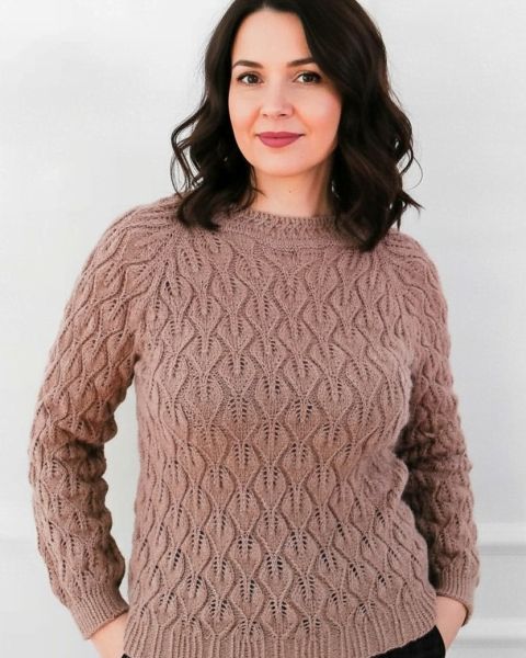 Raglan Pullover with Leaf Pattern
