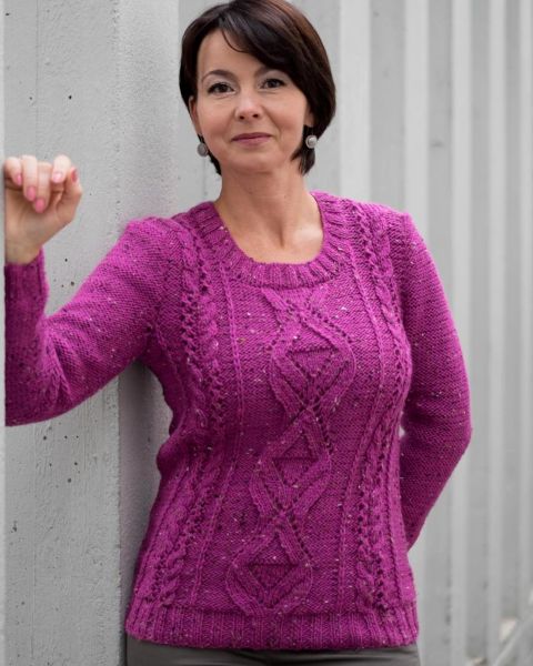 Pullover with Lace Diamonds and Cables