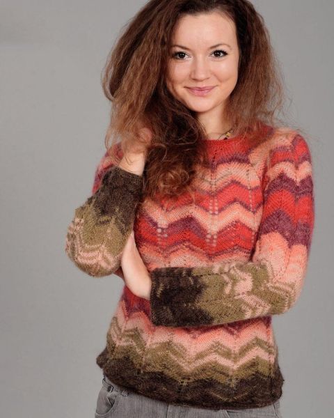 Pullover in Zigzag Pattern