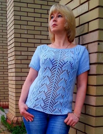 Short Sleeve Pullover in Lace and Textured Patterns
