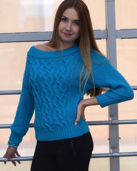Pullover with Cables