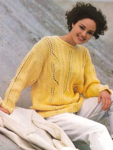 Pullover with Leaf Pattern