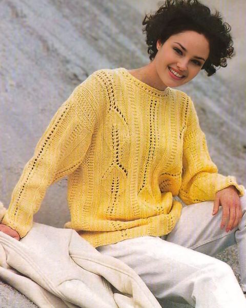 Pullover with Leaf Pattern