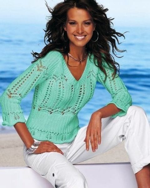Lace V-Neck Pullover