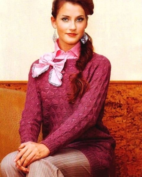 Long Pullover in Lace Pattern