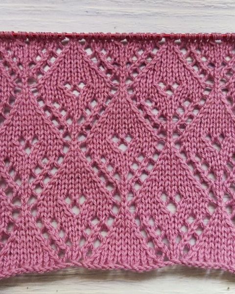 Lace Diamond Stitch Knitting Pattern