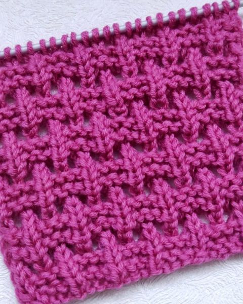 Relief Eyelet Stitch Kniting Pattern