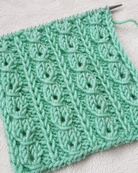 Lace Eyelet Stripe Knit Pattern