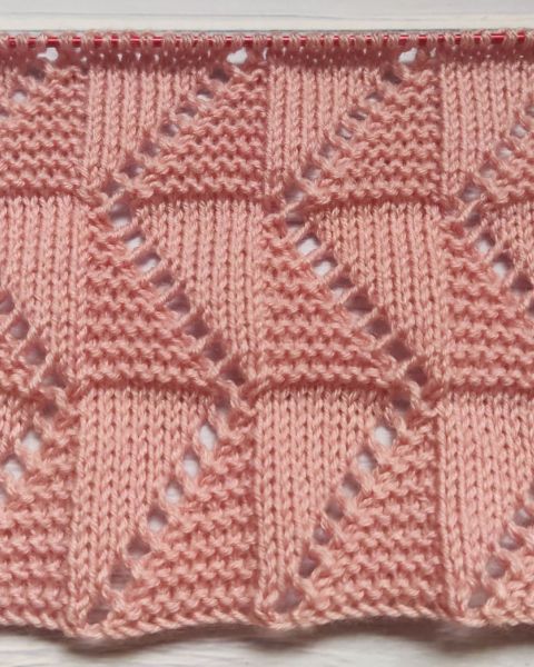 Zigzag Garter Stitch Knitting Pattern
