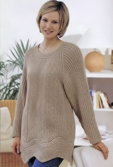 Sweater with Wavy Border