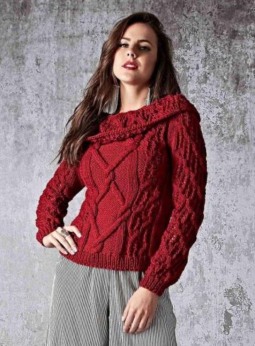 Pullover with Collar in Fancy Pattern