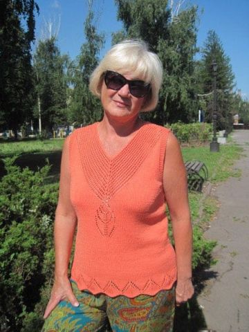 Top with Lace Patterns